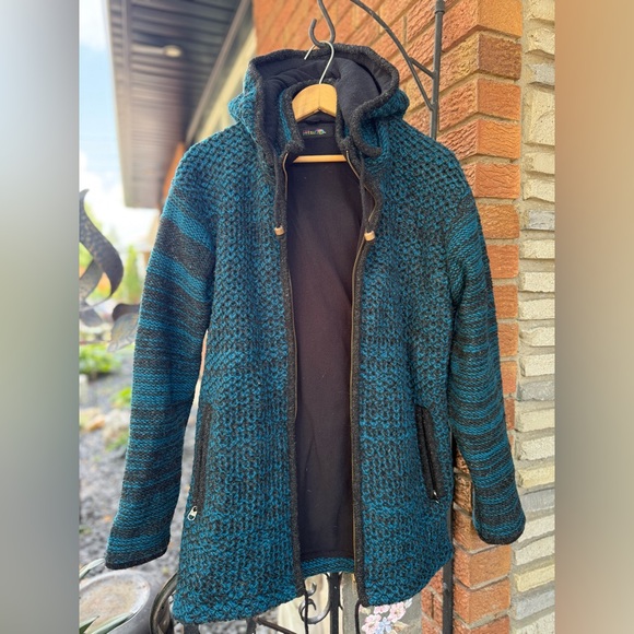 UNISEX HANDMADE 100% WOOL JACKET - Picture 11 of 12